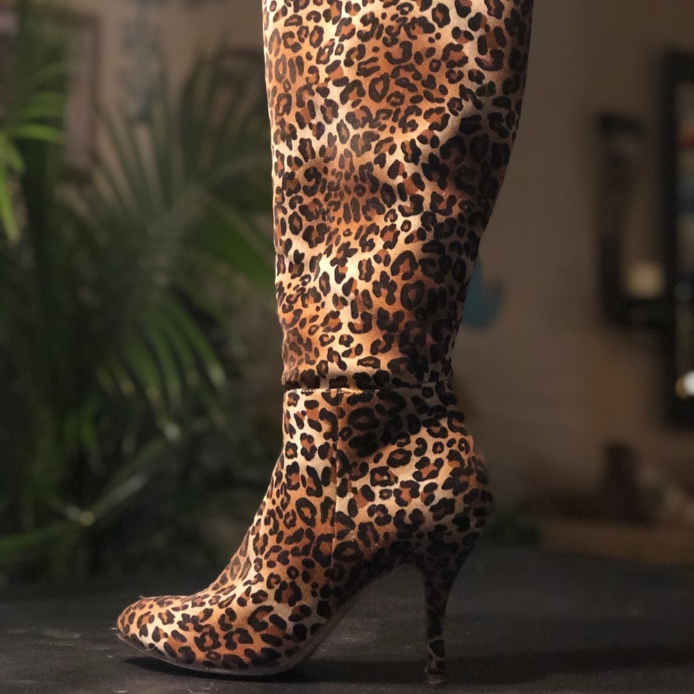 Leopard boots size 10
